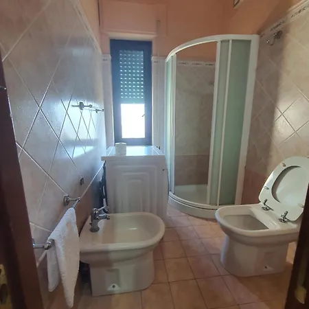 Bed & Breakfast Minu' Oda ve Kahvaltı Paravati