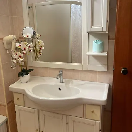 Minu' Bed & Breakfast Paravati