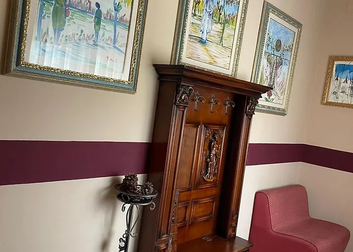 לינה וארוחת בוקר Minu' Paravati