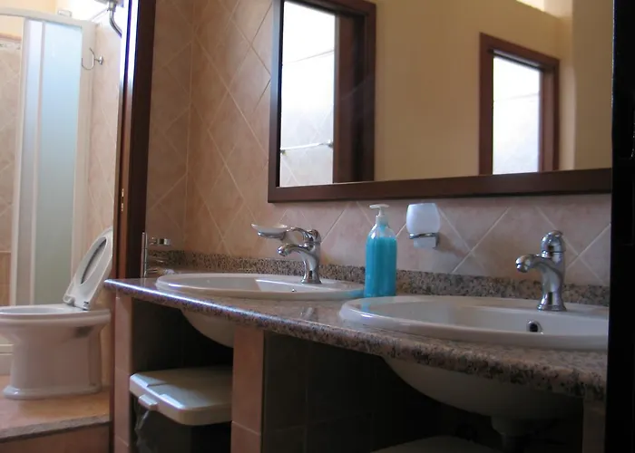 Minu' לינה וארוחת בוקר *